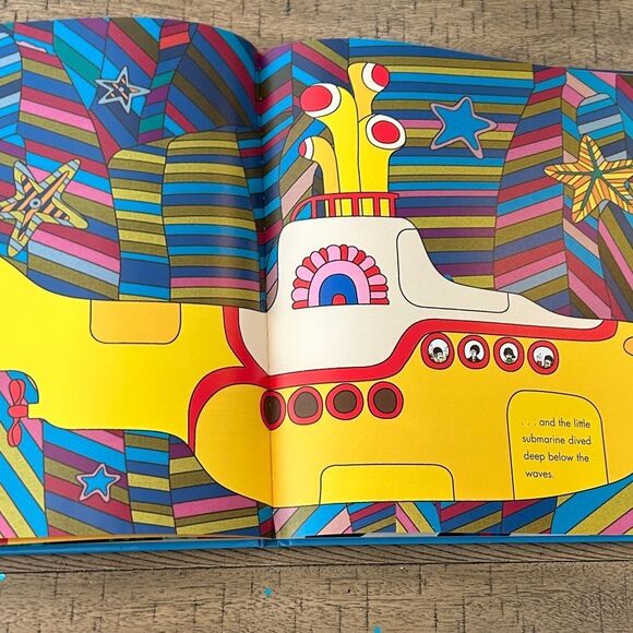 The Beatles Yellow Submarine Book - Picture 9 of 17